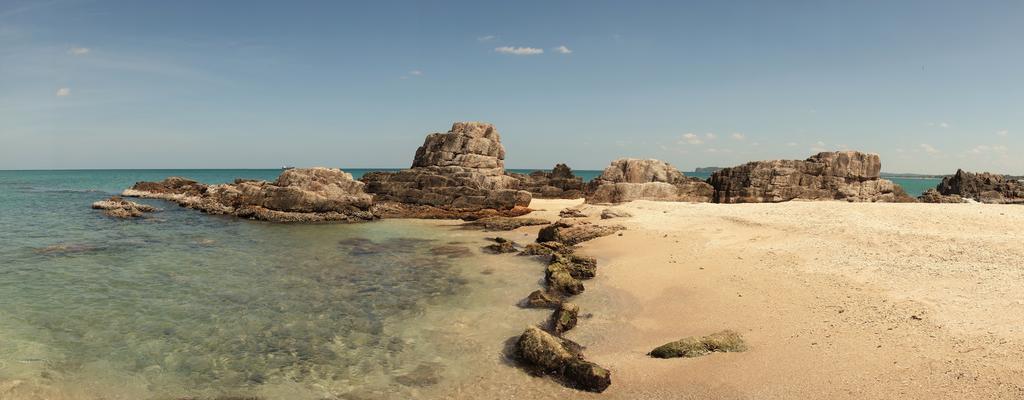 Little White House Hotel Trincomalee Luaran gambar